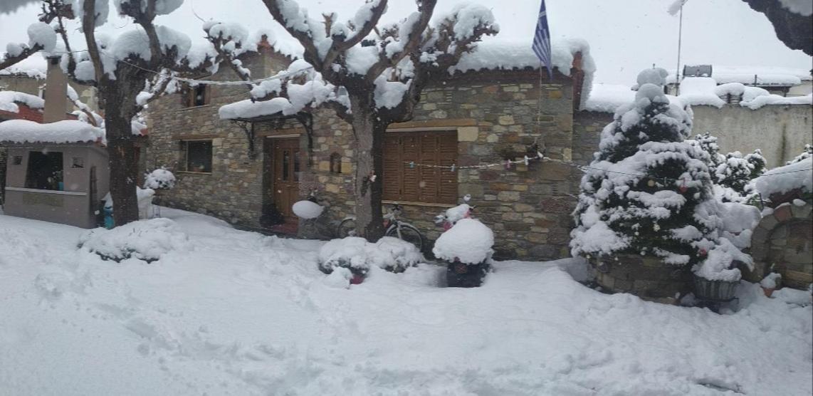 Appartamento "The Stone" Agios Vlasios  Esterno foto