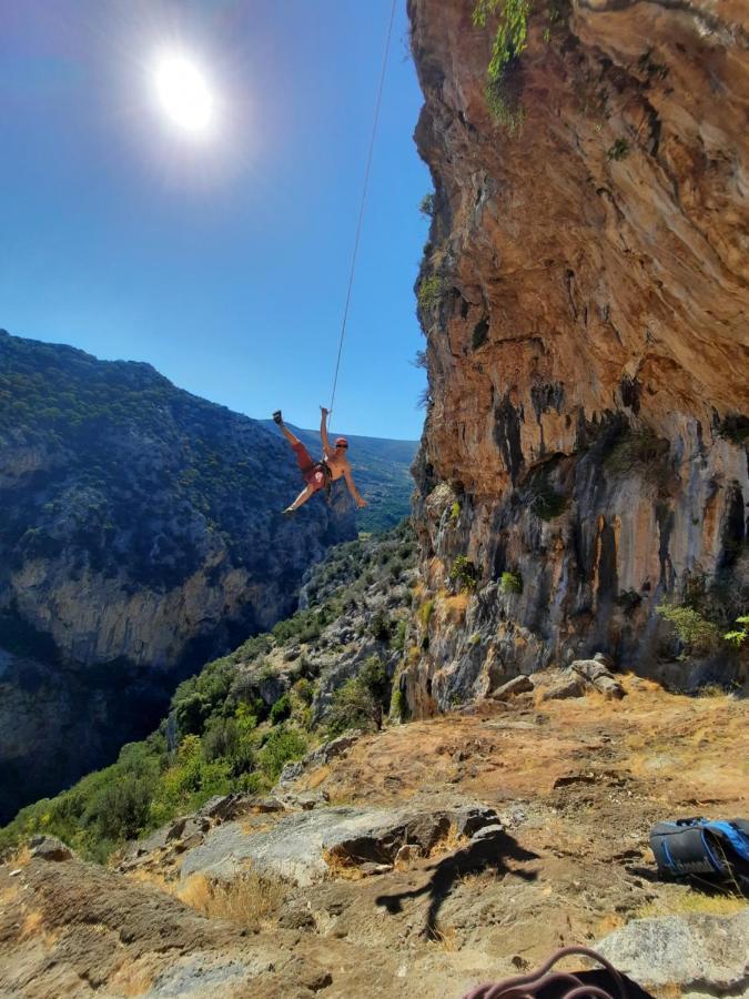 Appartamento "The Stone" Agios Vlasios  Esterno foto